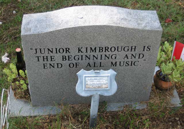 Kimbrough Chapel Cemetery, Hudsonville, MS - Mark Low - 2006